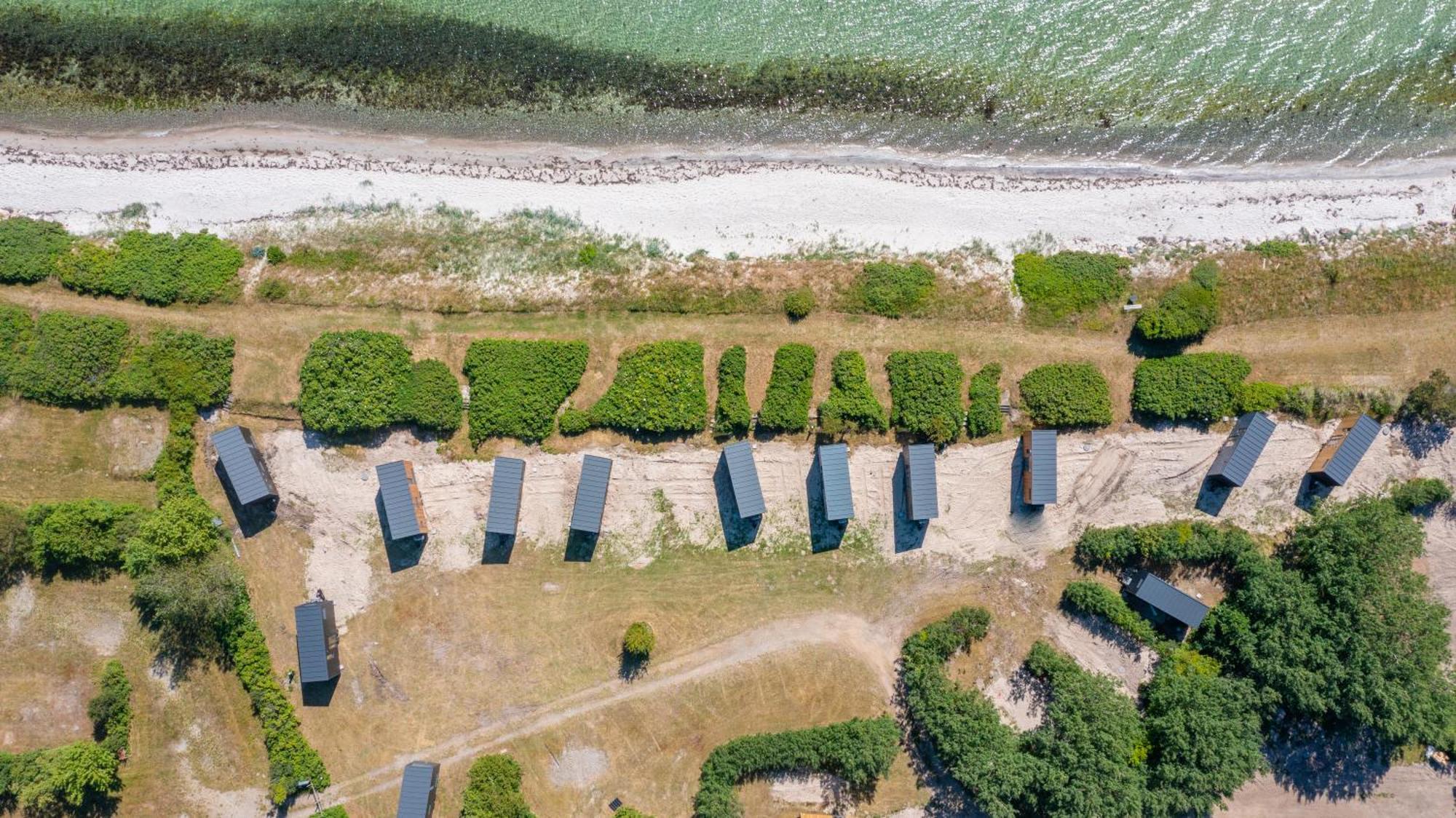 ホテル Tiny Seaside - Kegnaes Osterby  エクステリア 写真